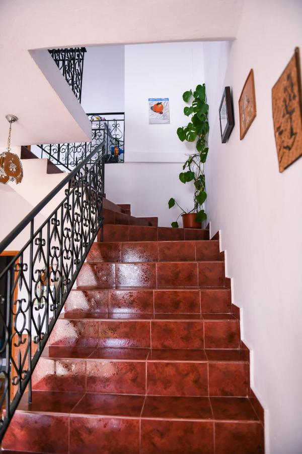 Guest House Luli Berat Bagian luar foto