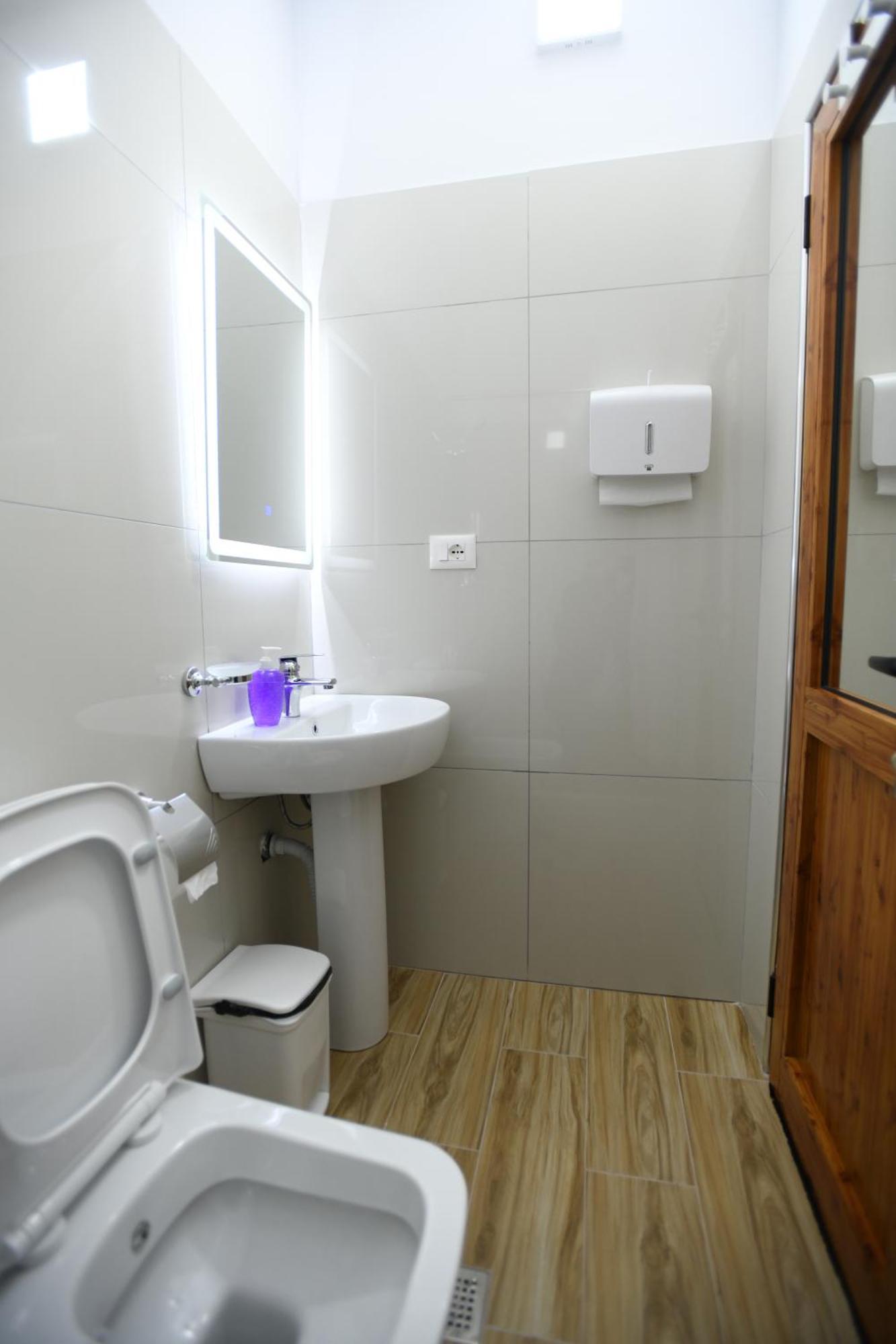 Guest House Luli Berat Bagian luar foto